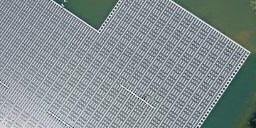 US Gov Invests $2 Billion in Clean Energy Storage: A Deep Dive - Cover Image