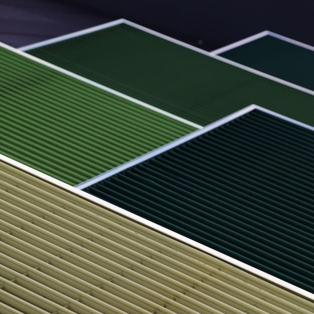 A graph illustrating the degradation rate of different thin-film solar cell technologies over a period of 25 years. The graph compares CdTe, CIGS, and amorphous silicon cells, highlighting their respective performance decline over time.